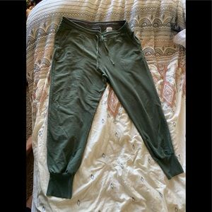 Women’s Patagonia pants